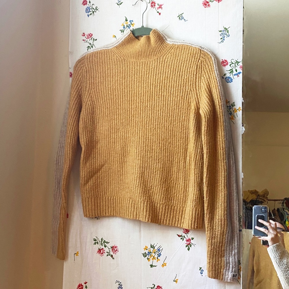 2 for 20 Super Soft Abercrombie & Fitch Turtleneck